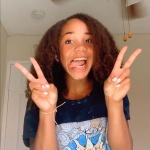 Meet your Posher, Faith